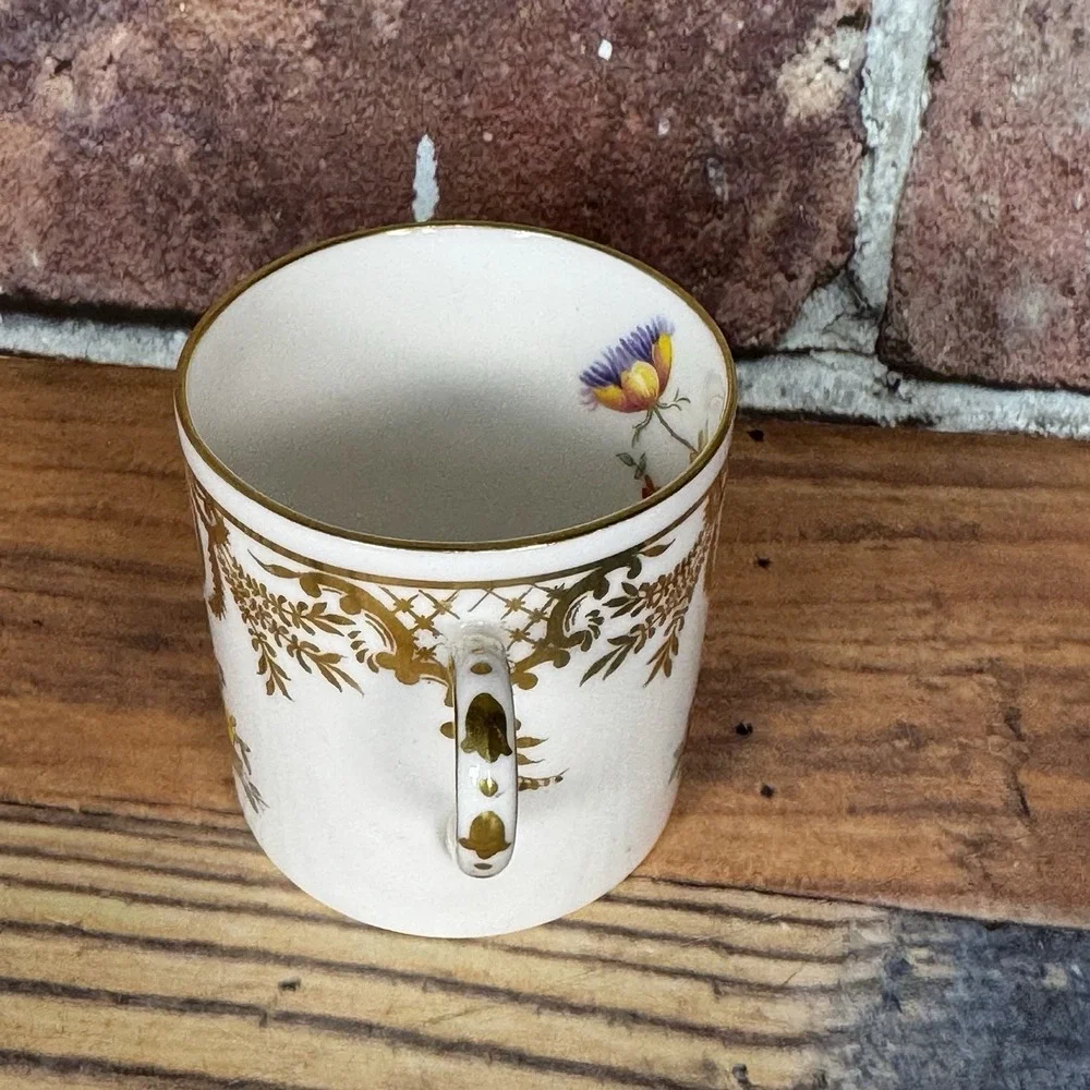 Aynsley vtg demitasse